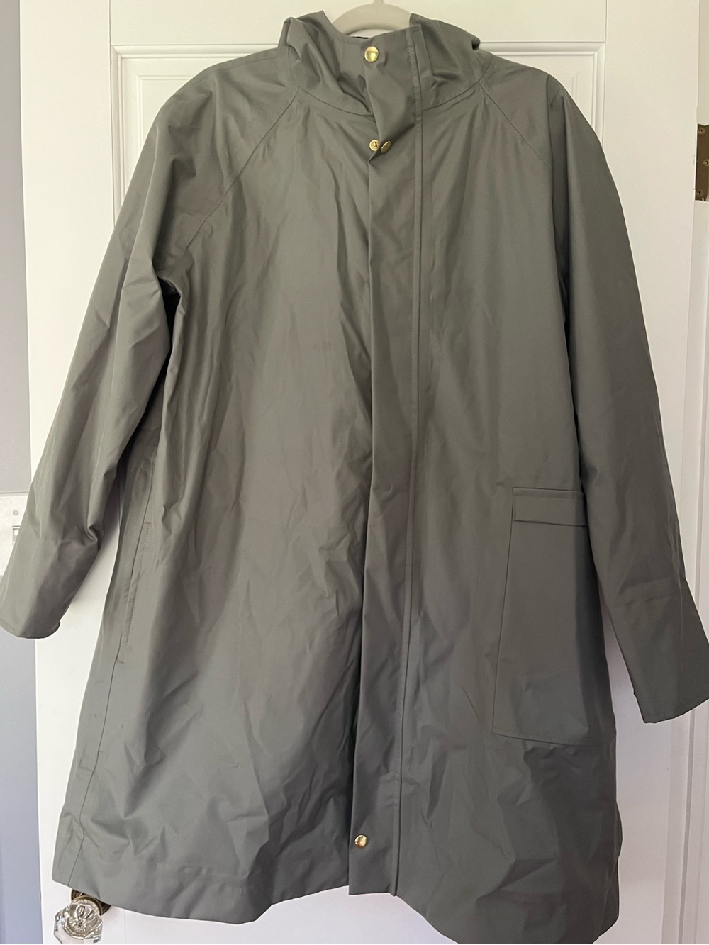 Fairechild women’s XL  Water-Resistant Rain Coat